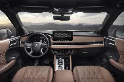 Αποκαλυπτήρια για το νέο Mitsubishi Outlander PHEV